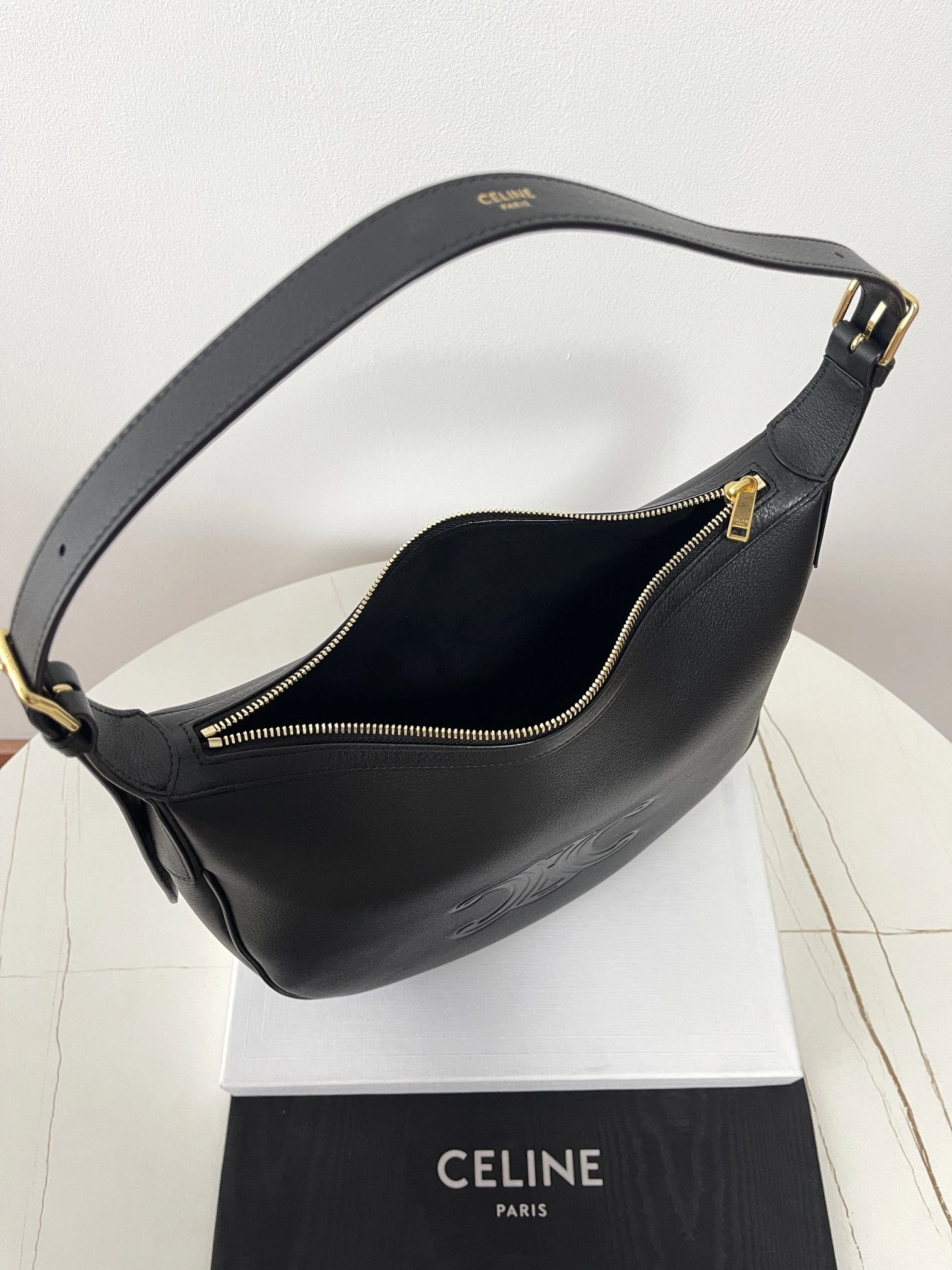 MOMO---114713FLH.38NO 114713FLH-38NO cowhide item:D-B806D1504